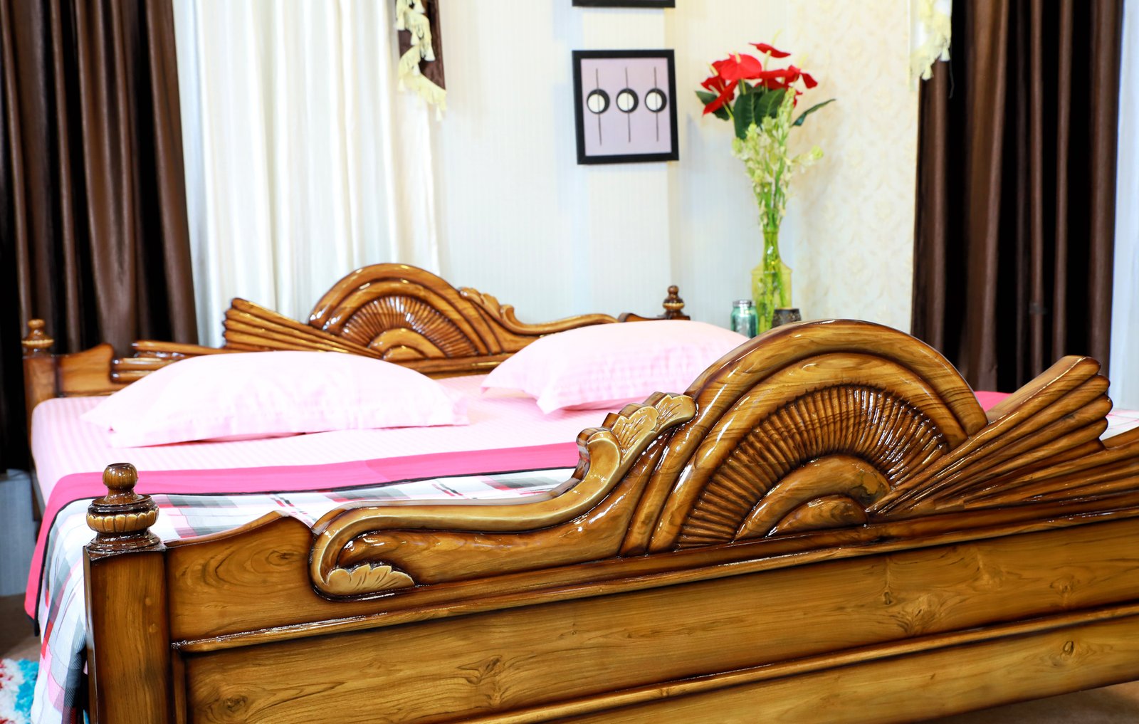 Classic Hand Carved Pannel Wooden Bed for Home - Srgun Hut Classic Hand Carved Pannel Wooden Bed for Home - Image 4